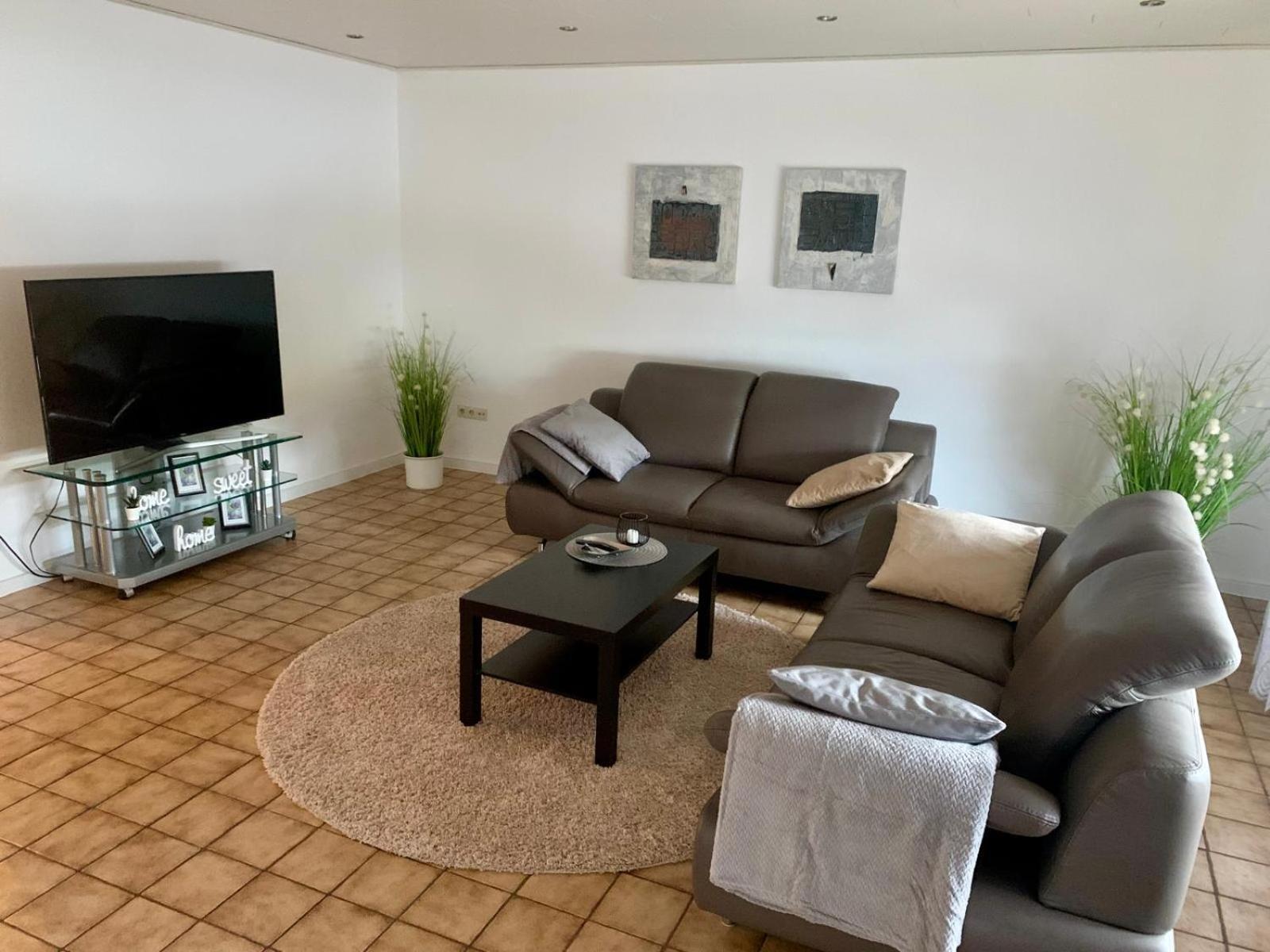 Apartment In Town